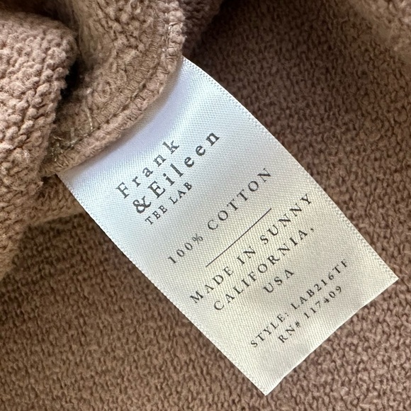 Frank & Eileen OLIVE Original Capelet in Cappuccino O/S - Picture 6 of 6